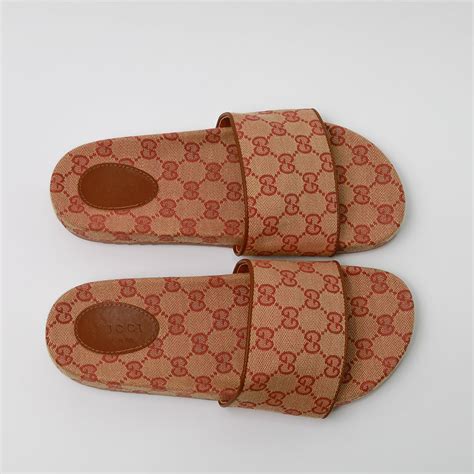 chinelos Gucci online